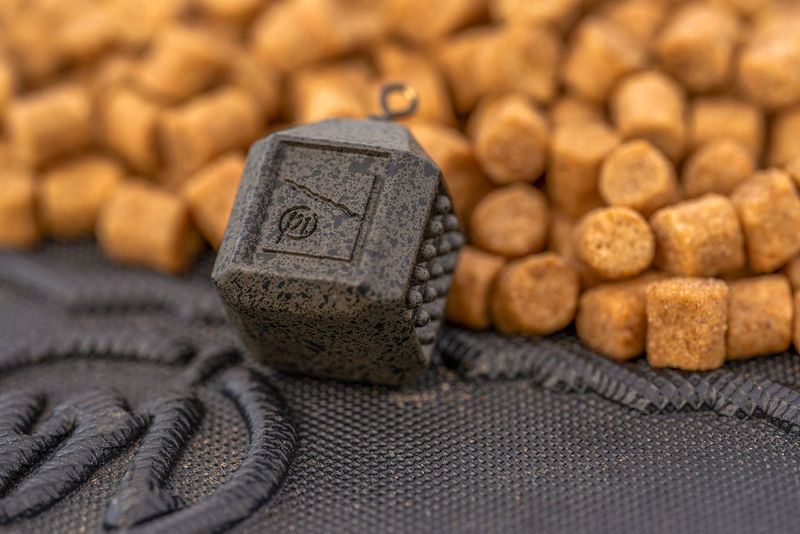 Preston Innovations Bullet Cube Leads