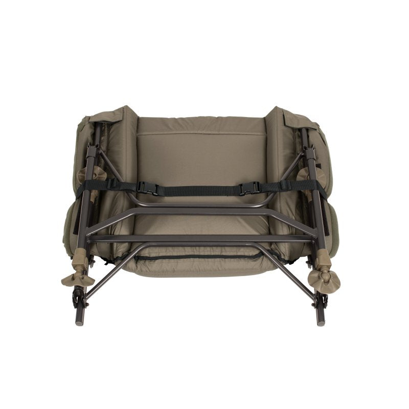 Trakker Levelite Camo Colossus Chair (Ex Display)
