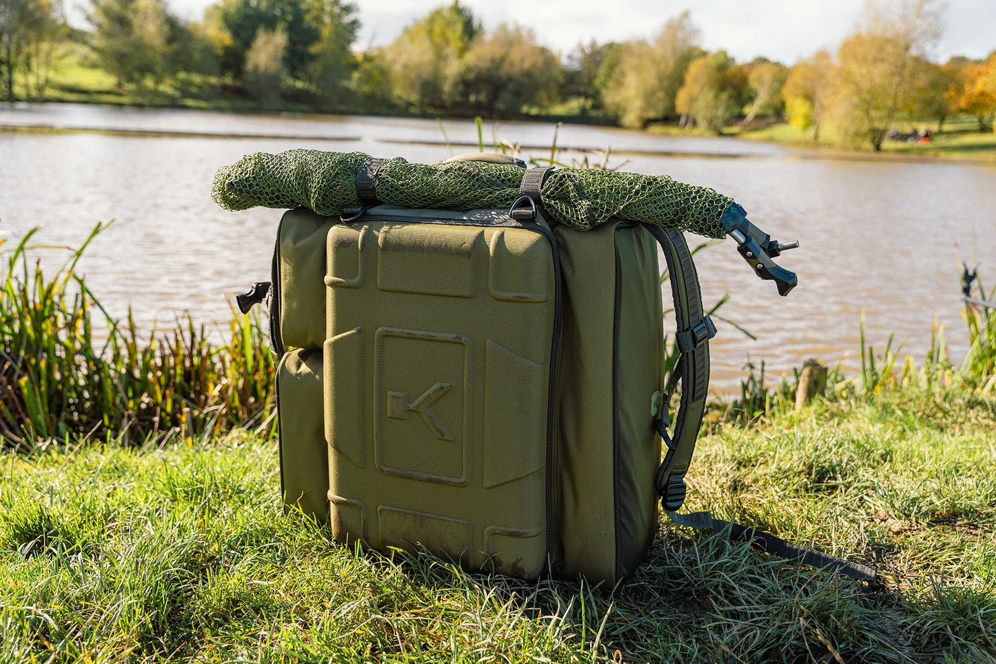 Korum Power Folding Triangle - Latex (2024)