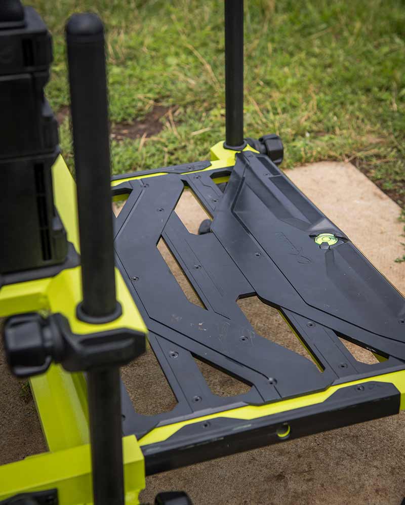 Matrix F25 Pro Swivel Seatbox Lime Edition