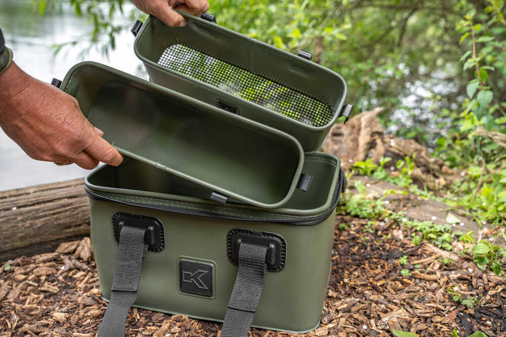 Korum EVA Tackle & Bait Station