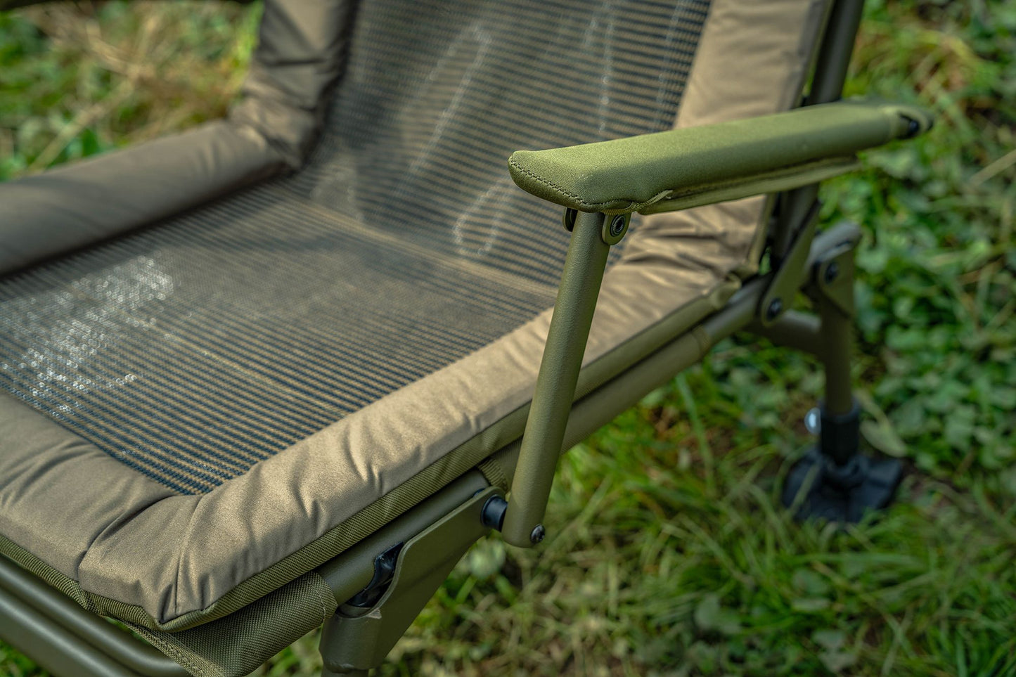Korum Supa Lite Stretch Chair - Deluxe