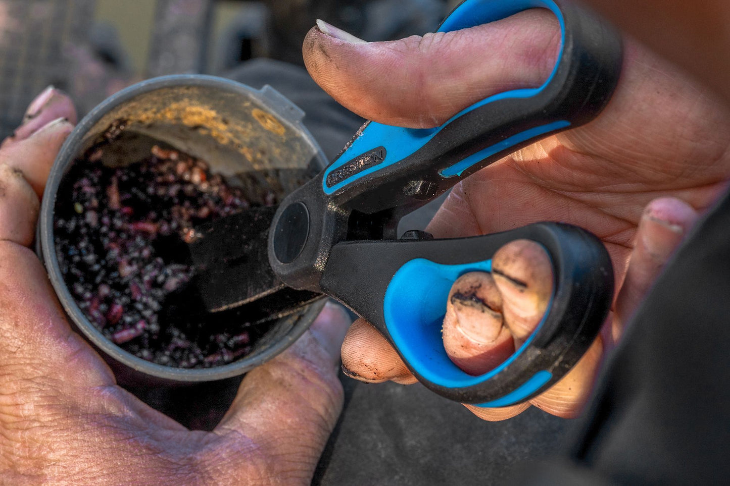 Preston Innovations Worm Scissors