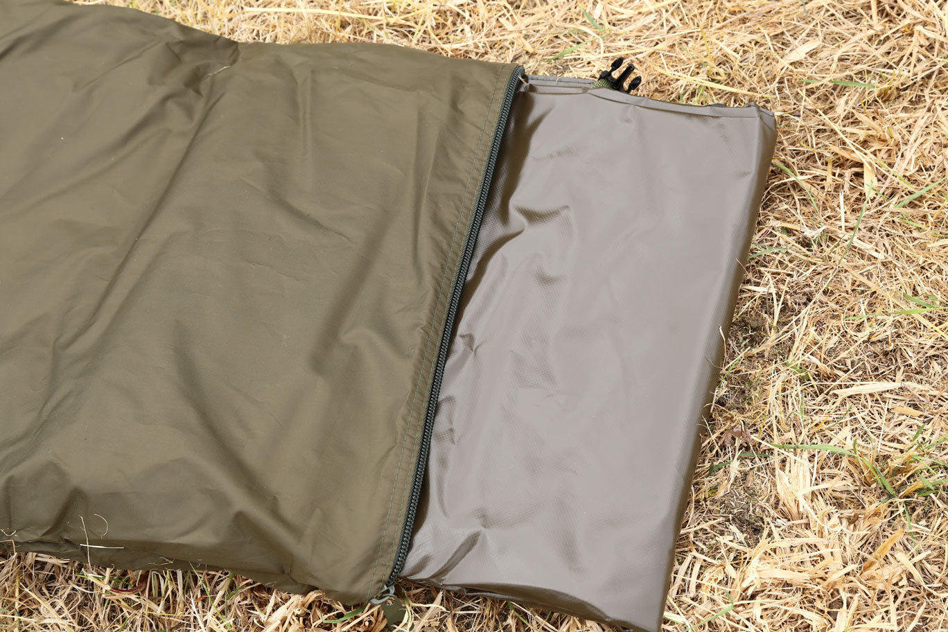 Fox R-Series 1 Person XL Bivvy - Camo