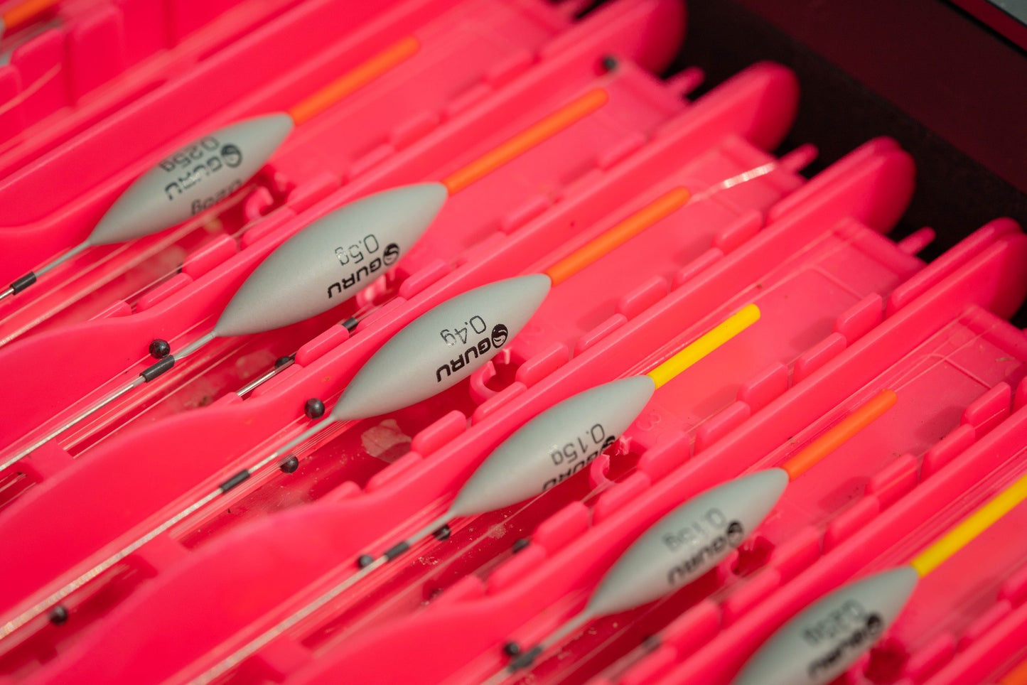 Guru Bobbie Pole Floats