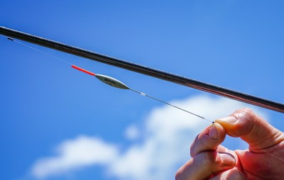 Guru F1 Wire Stem Pole Floats