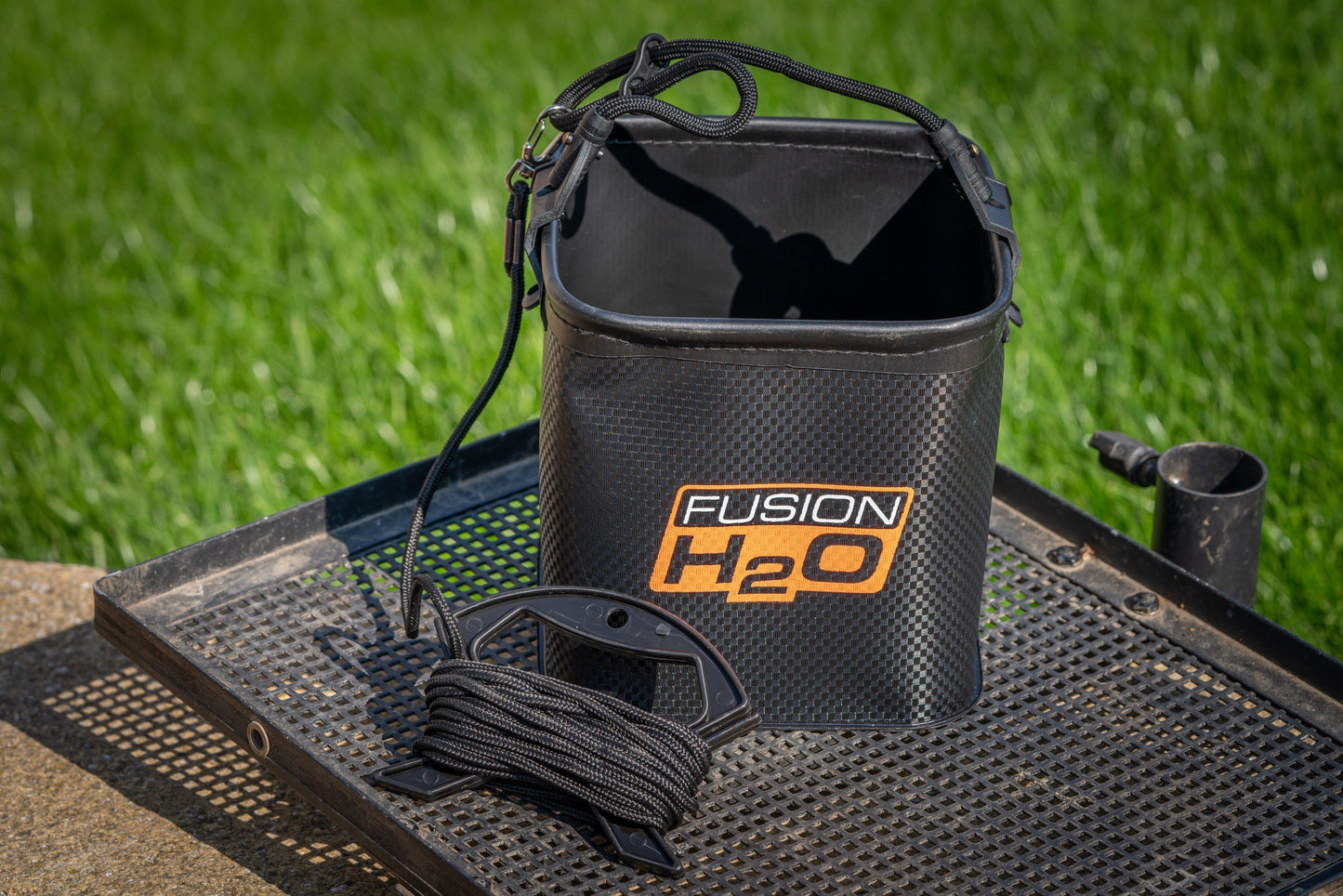 Guru Fusion H2O Water Bucket