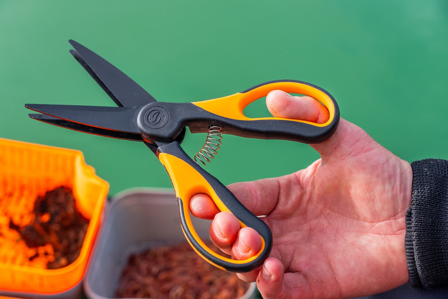 Guru Worm Scissors