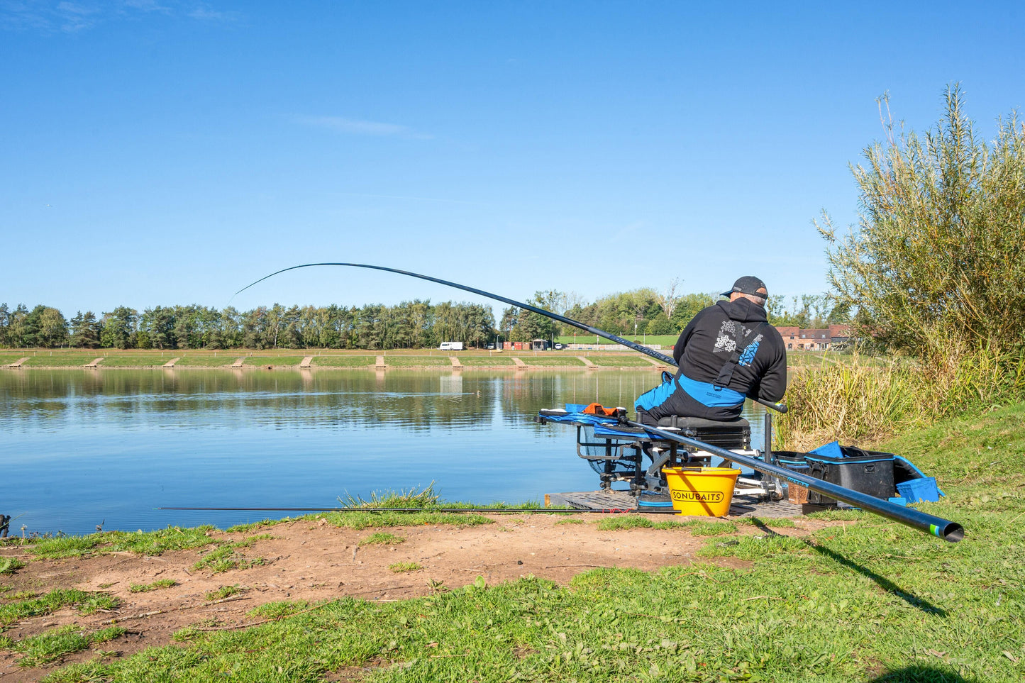 Preston Innovations Edge Monster 11m Pole (2026)