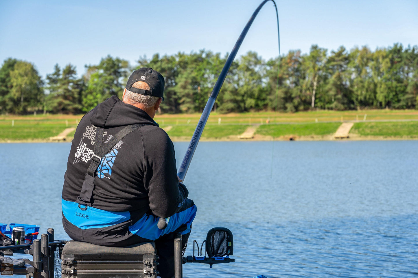 Preston Innovations Edge Monster 11m Pole (2026)