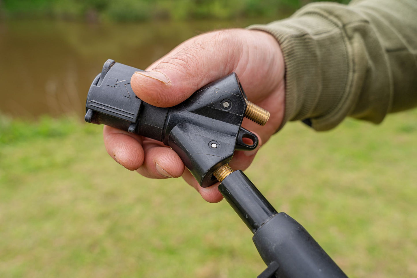 Korum Tripod Adaptor Block (2024)