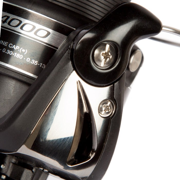 Shimano Baitrunner ST 4000 FB Reel