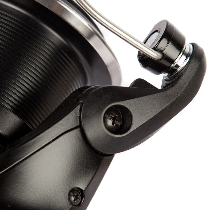 Shimano Medium Baitrunner XT-B LC Reel