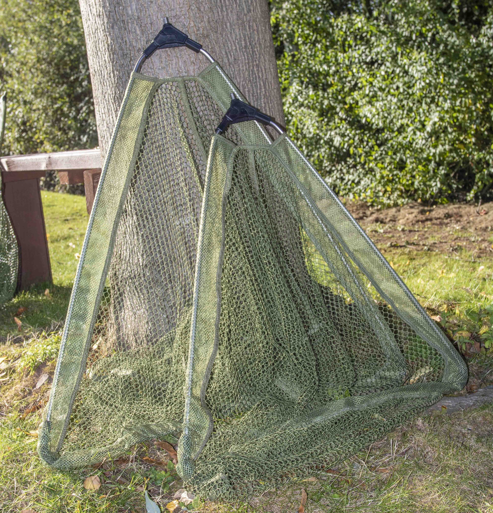 Korum Folding Triangle Landing Net - Ians Fishing Tackle – Ian's